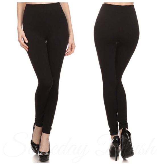 LAST ONE! Black Fleece Lined Leggings - Picture 5 of 8